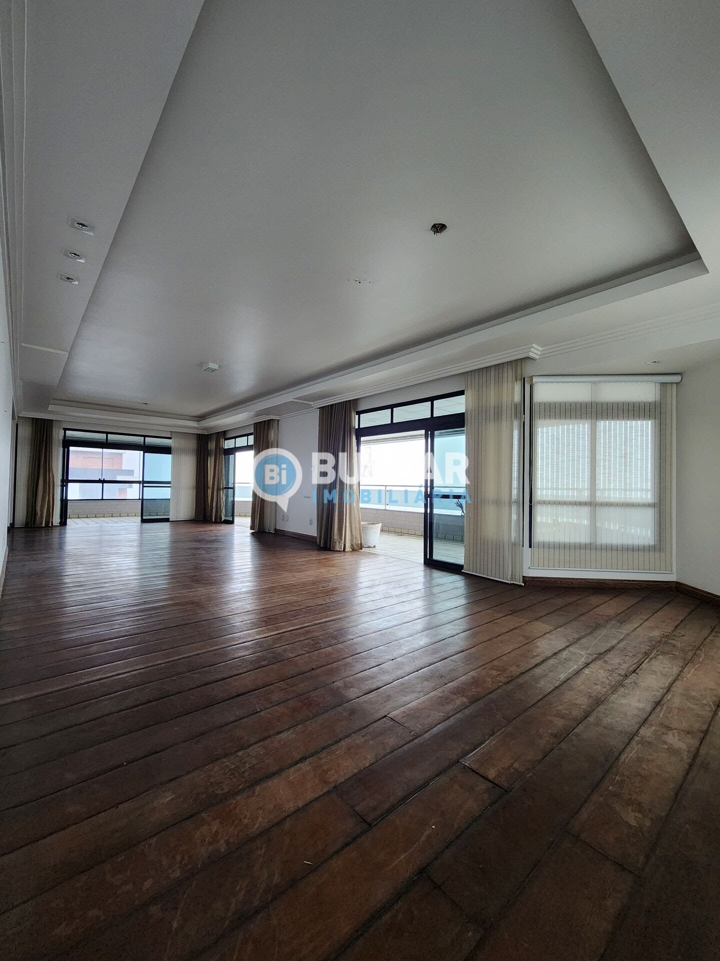 Apartamento à venda com 3 quartos, 3 suítes e 3 vagas no Capuchinhos, Feira de Santana (BA) — foto 2 de 16