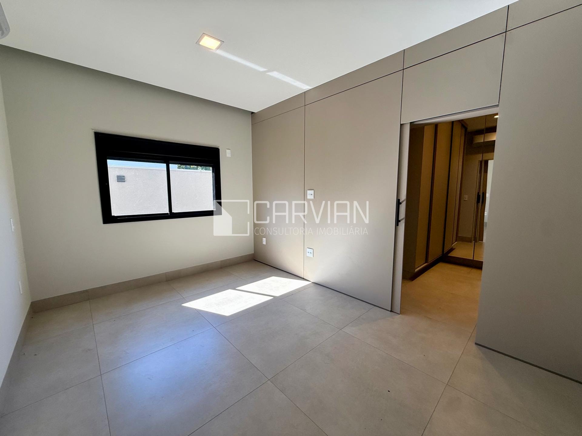 Casa à venda com 3 quartos, 3 suítes, 4 vagas e 201m² no Vila do Golf, Ribeirão Preto (SP) — foto 7 de 30