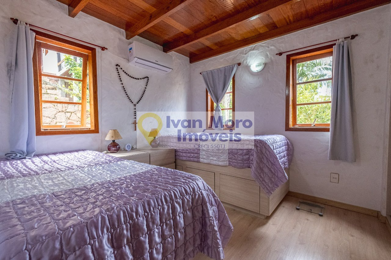 Casa à venda com 5 quartos, 2 suítes, 4 vagas e 465m² no Cachoeira do Bom Jesus, Florianópolis (SC) — foto 16 de 30