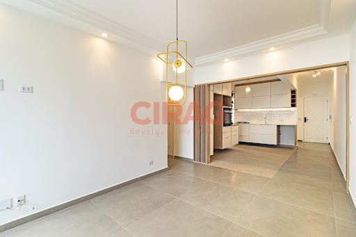 Apartamento em Itaim Bibi  -  São Paulo