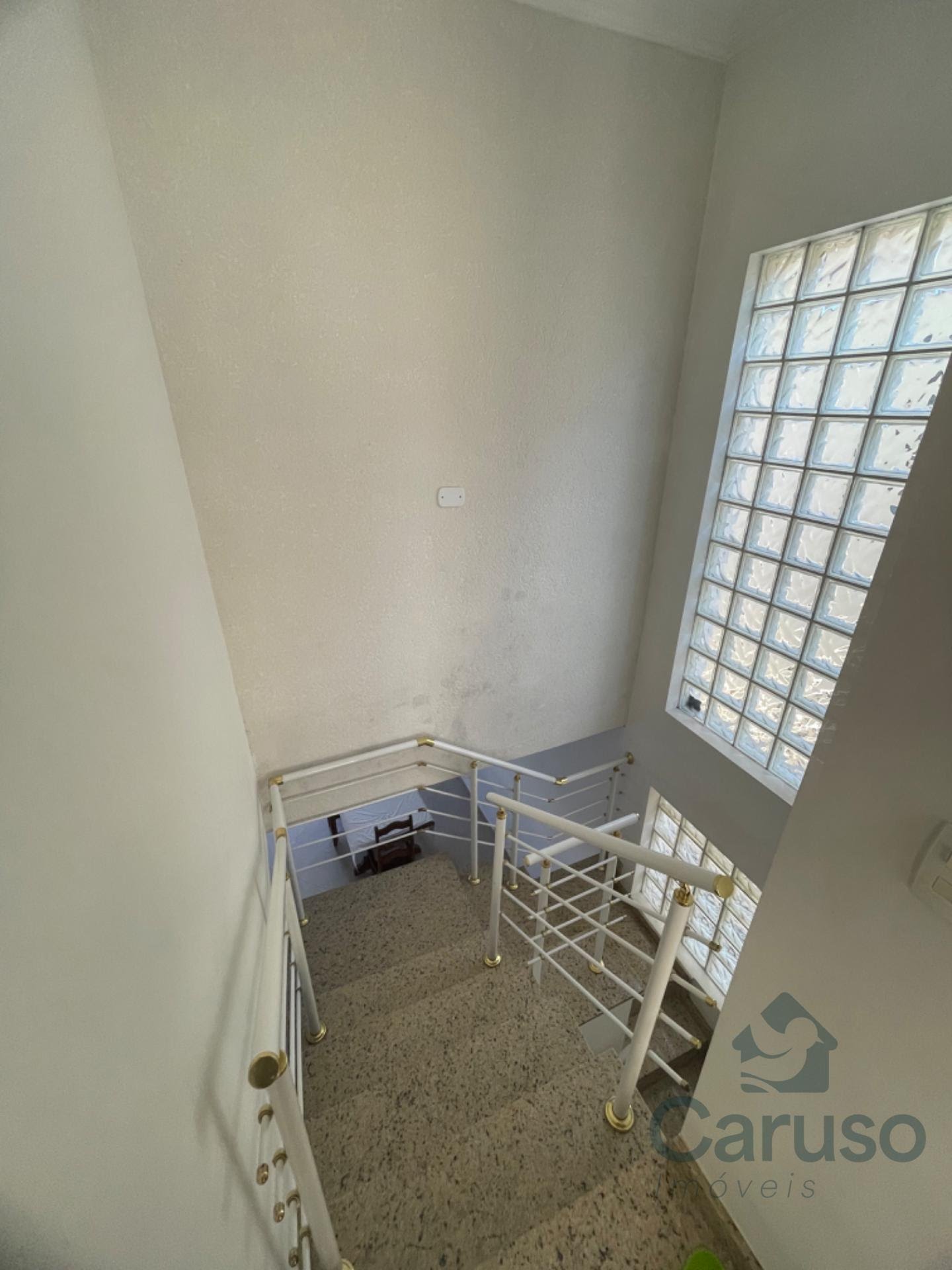 Casa à venda com 3 quartos, 1 suíte, 4 vagas e 200m² no Condomínio Arujazinho IV, Arujá (SP) — foto 13 de 24