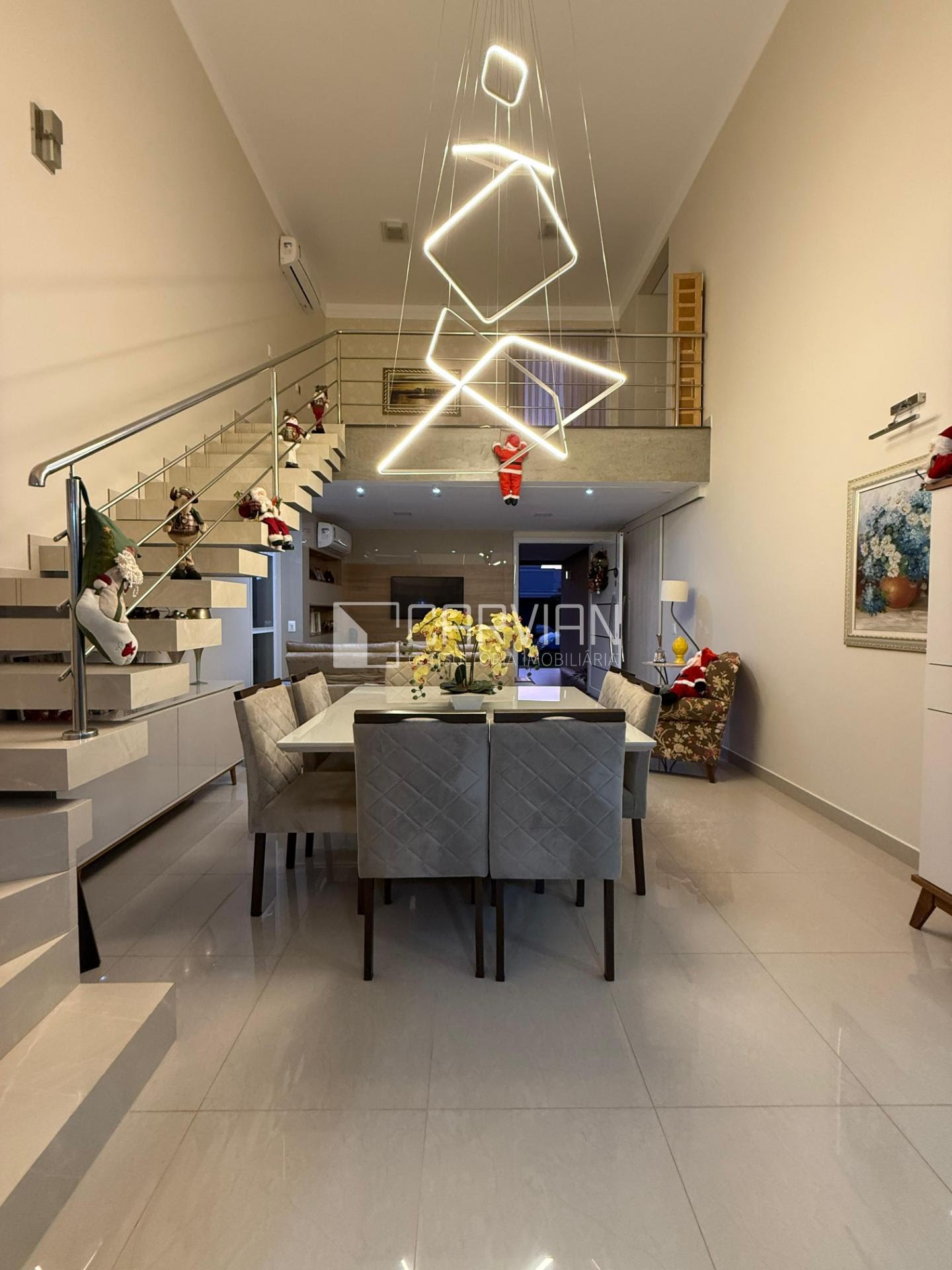 Casa à venda com 3 quartos, 4 banheiros, 4 vagas e 307m² no Condomínio Guaporé, Ribeirão Preto — foto principal