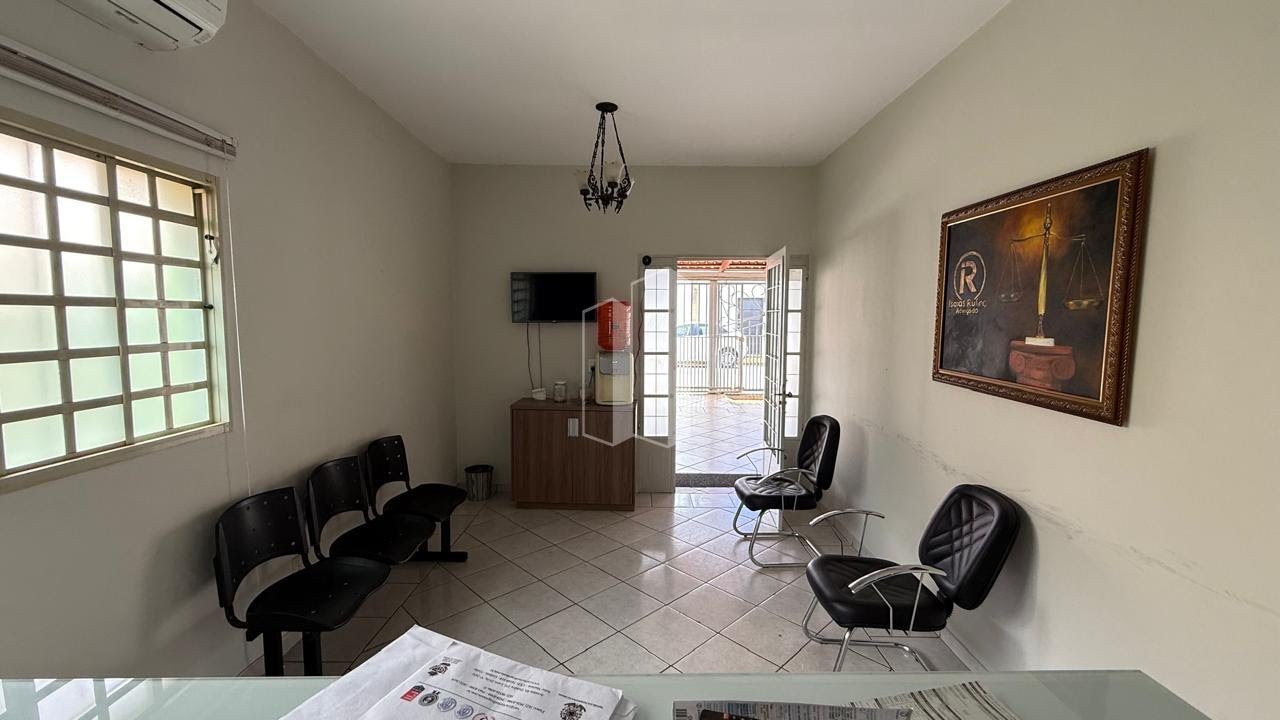 Casa à venda com 6 quartos, 3 suítes, 6 vagas e 360m² no Setor Sul, Goiânia (GO) — foto 13 de 30
