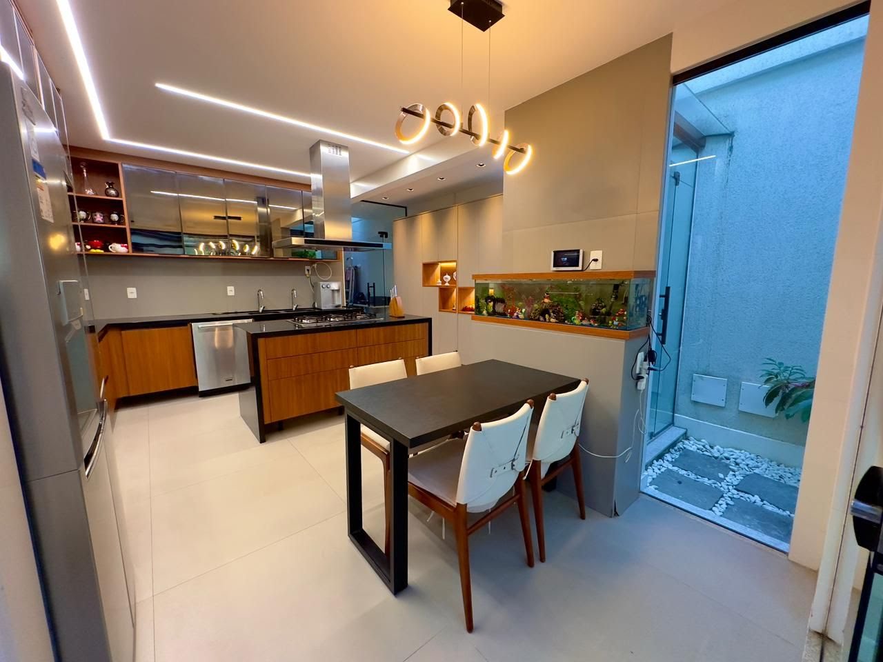 Casa à venda com 3 quartos, 5 suítes, 6 vagas e 445m² no Barra da Tijuca, Rio de Janeiro (RJ) — foto 20 de 30