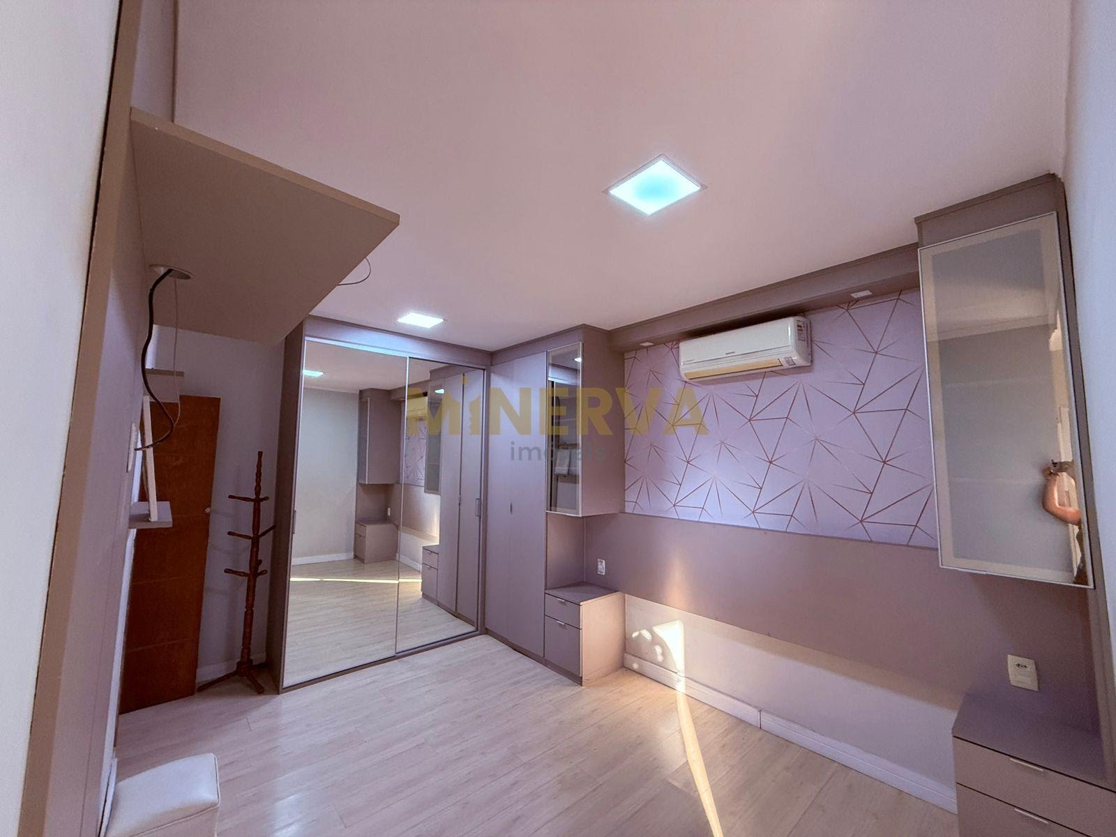 Casa à venda com 3 quartos, 1 suíte, 2 vagas e 240m² no Macedo, Guarulhos (SP) — foto 13 de 26