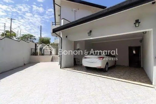 Casa, 4 quartos, 197 m² - Foto 1