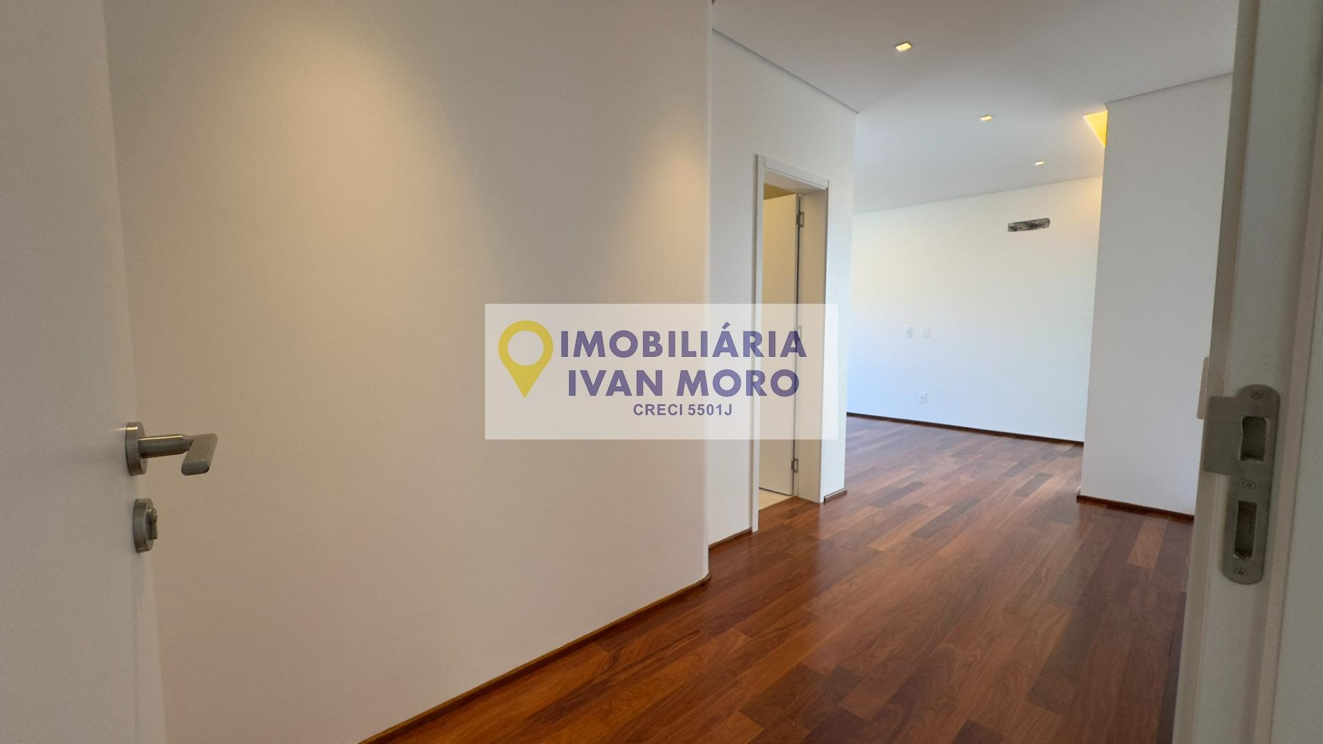 Casa à venda com 5 quartos, 5 suítes, 4 vagas e 467m² no Lagoa da Conceição, Florianópolis (SC) — foto 29 de 30