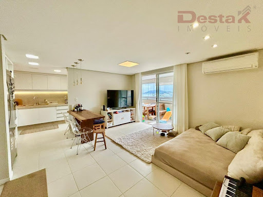 Apartamento no bairro Kobrasol  -  São José