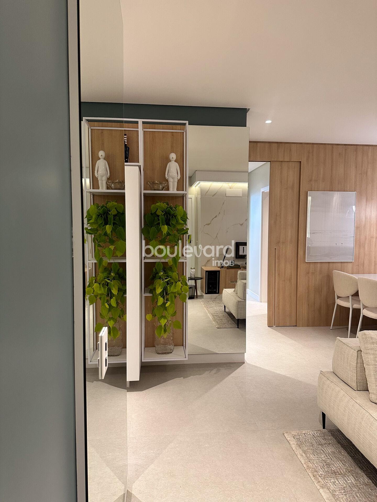 Apartamento à venda com 3 quartos, 1 suíte, 2 vagas e 107m² no Centro, Florianópolis (SC) — foto 8 de 30