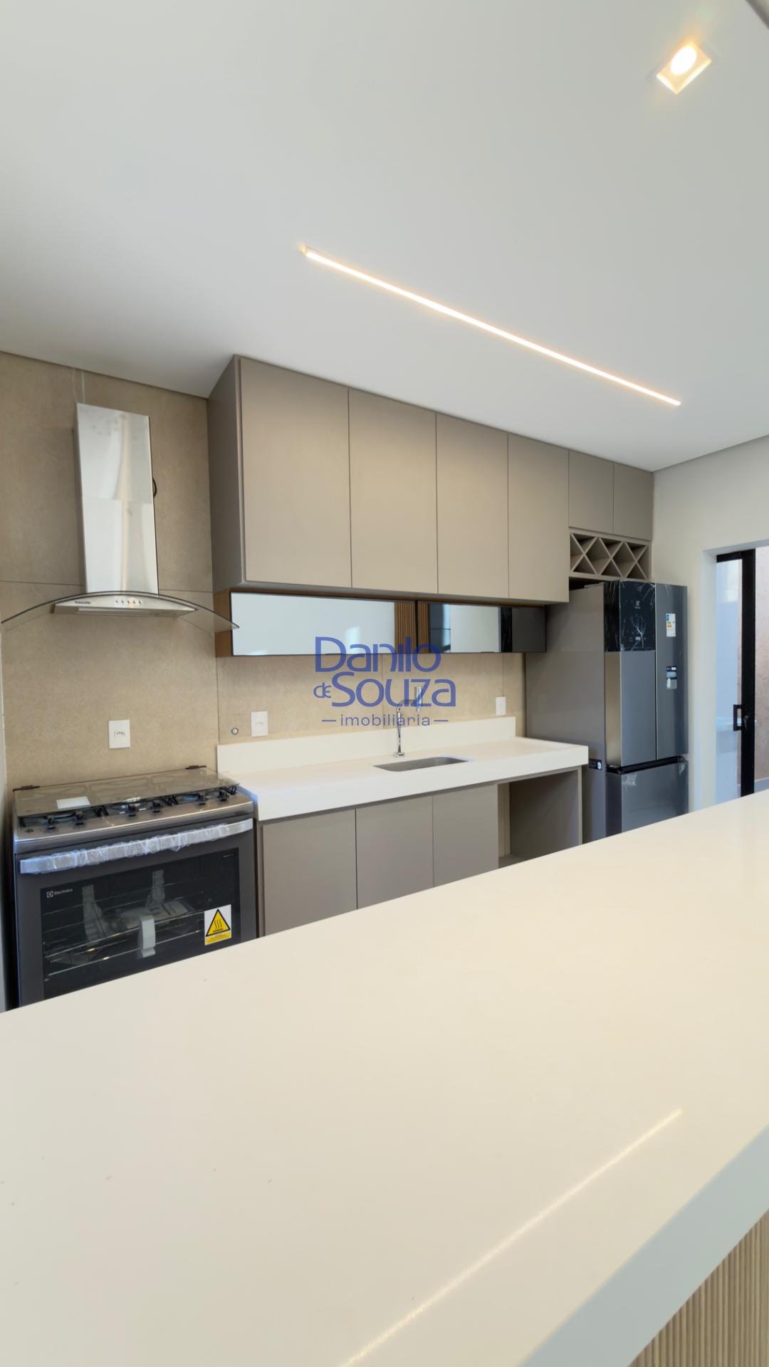 Casa à venda com 3 quartos, 1 suíte, 4 vagas e 360m² no Villagio Park, Araxá (MG) — foto 11 de 30