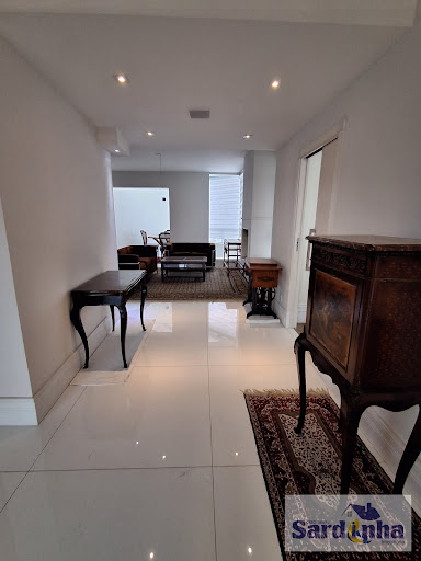 Cobertura em Vila Nova Conceição, SP: 3 Suítes, 309m² - R$ 4.6M