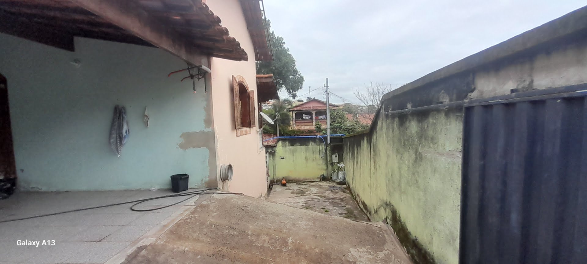 Casa à venda com 5 quartos, 1 suíte, 3 vagas e 220m² no Rio Branco, Belo Horizonte (MG) — foto 2 de 29
