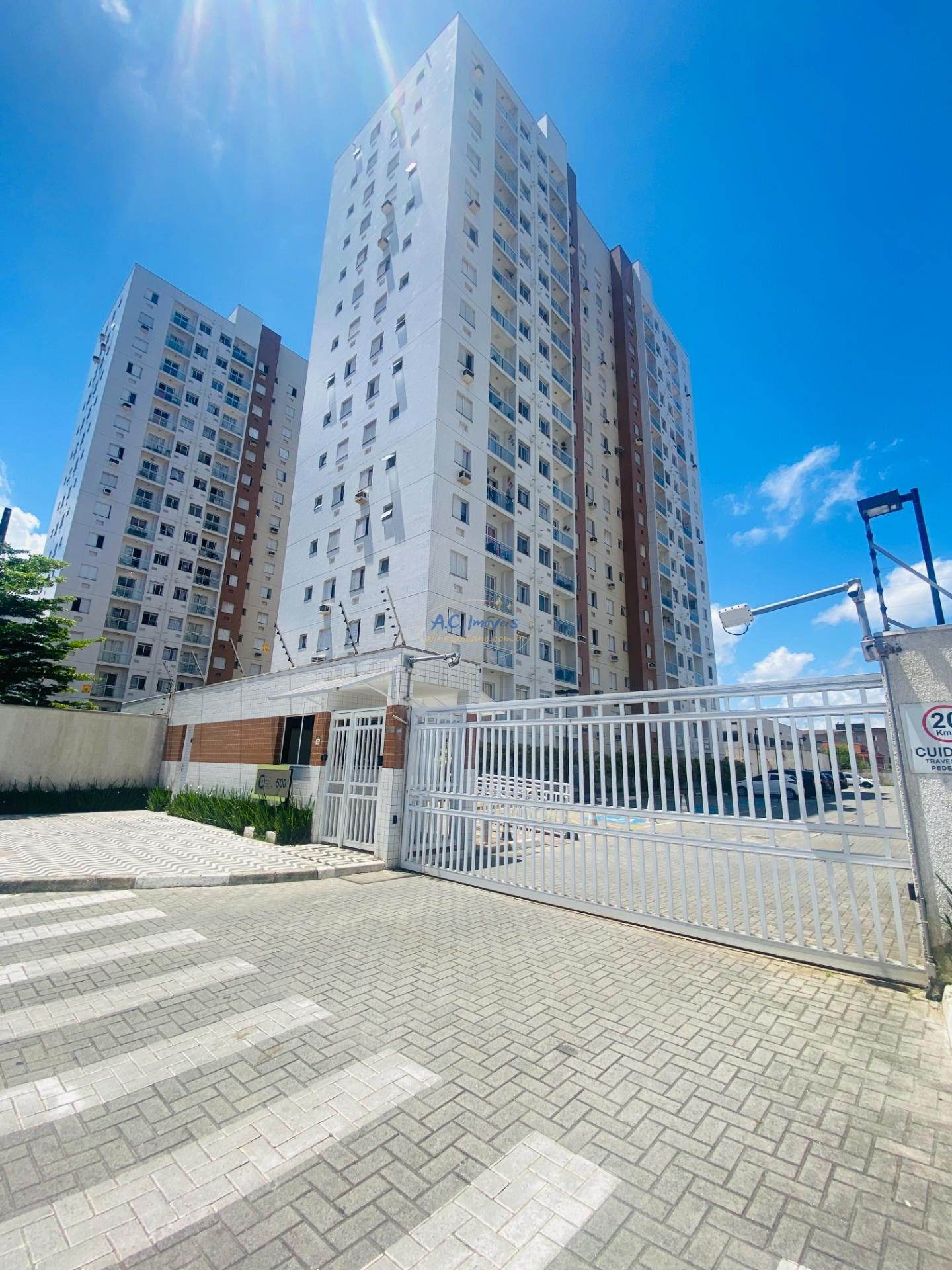 Apartamento à venda com 2 quartos, 1 banheiro, 1 vaga e 48m² no Cidade Ocian, Praia Grande — foto principal