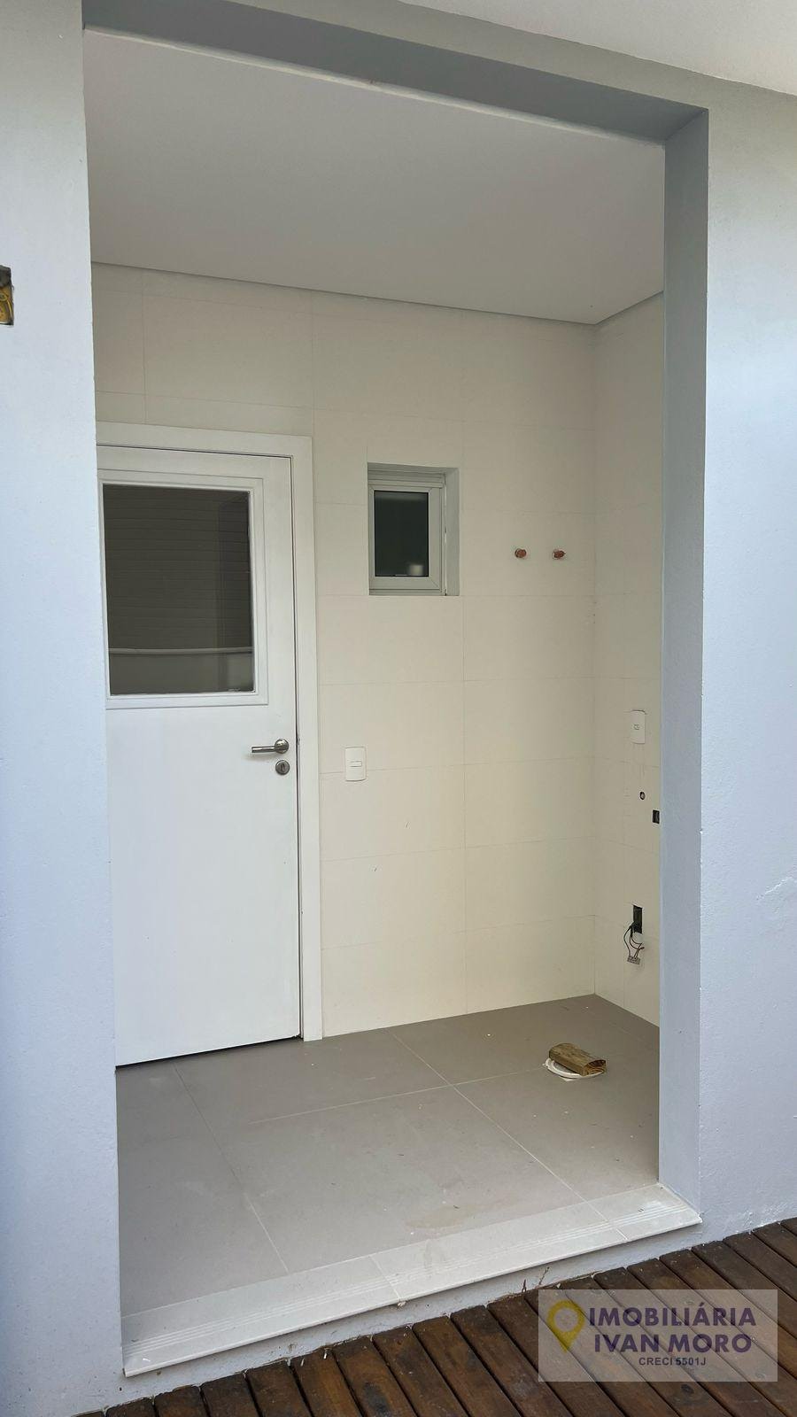 Casa à venda com 4 quartos, 4 suítes, 2 vagas e 217m² no Jurerê, Florianópolis (SC) — foto 10 de 25