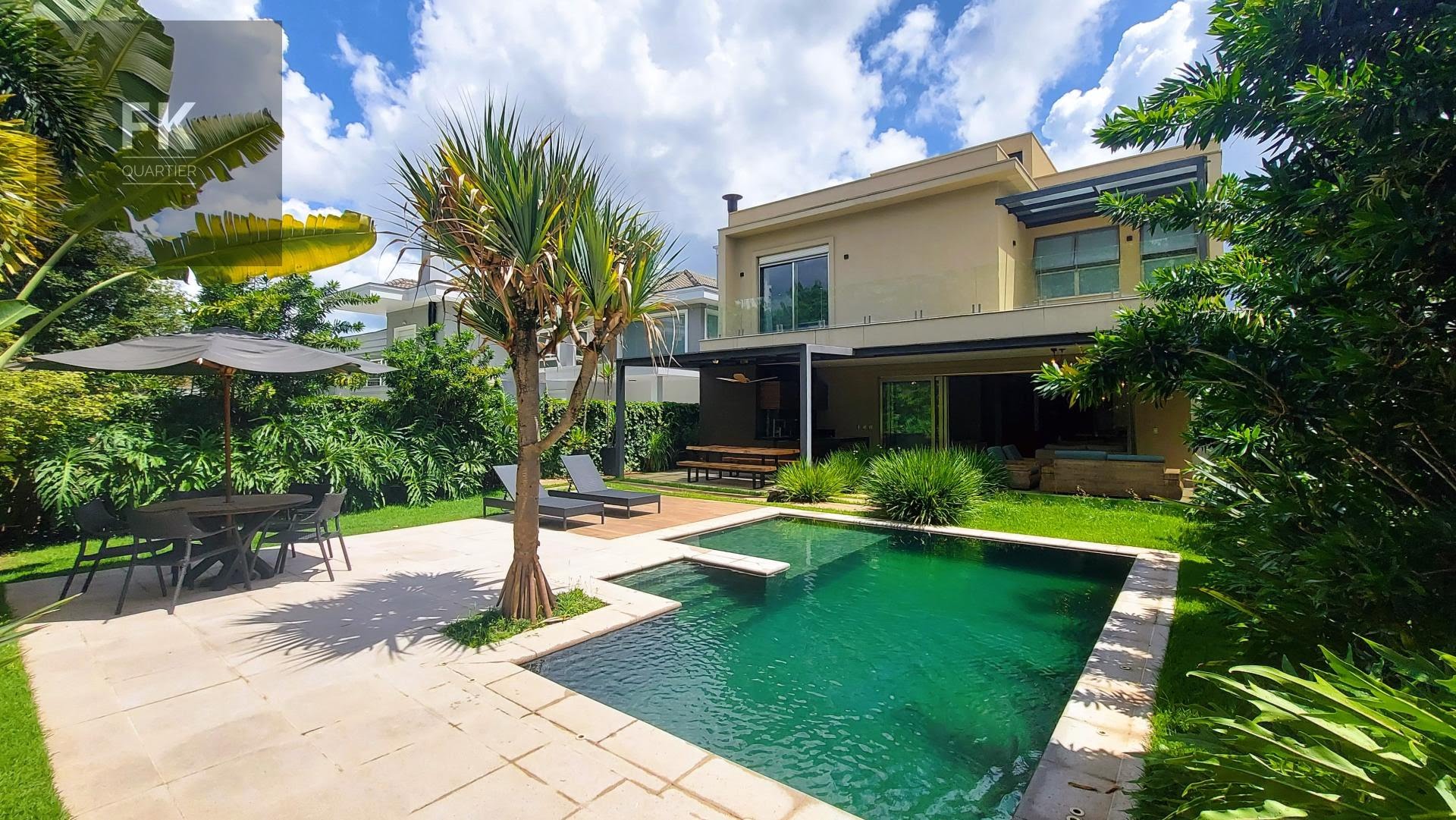 Casa à venda com 4 quartos, 7 banheiros, 6 vagas e 448m² no Alphaville Conde II, Barueri — foto principal