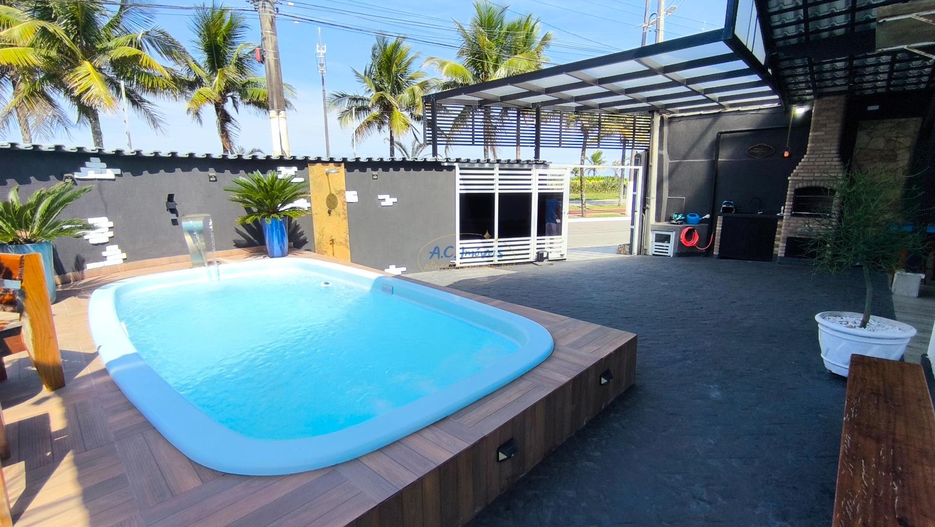 Casa à venda com 3 quartos, 2 banheiros, 4 vagas e 88m² no Caiçara, Praia Grande — foto principal
