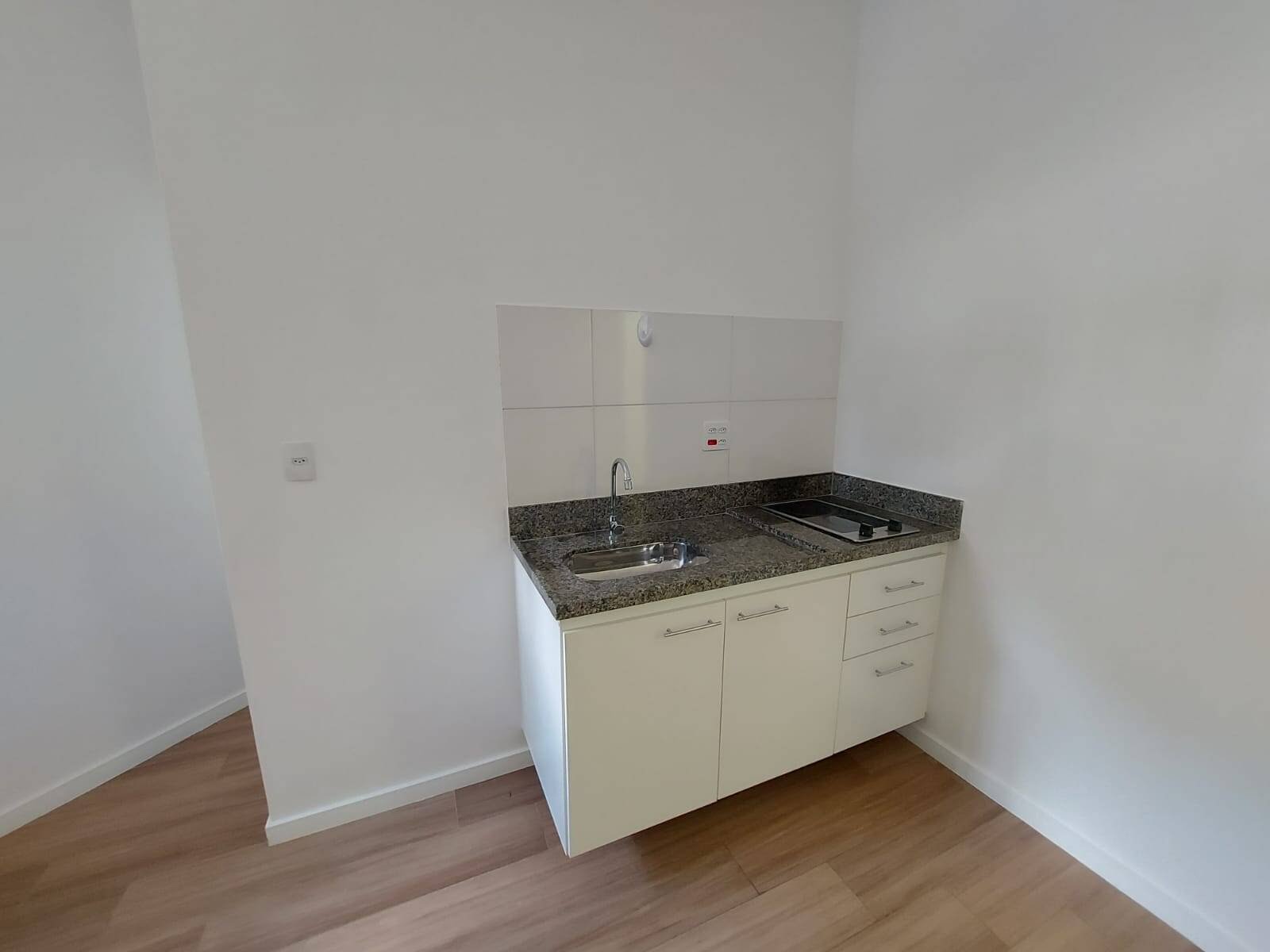 Apartamento para alugar com 1 quarto, 1 suíte e 20m² no Aclimacao, São Paulo (SP) — foto 6 de 22