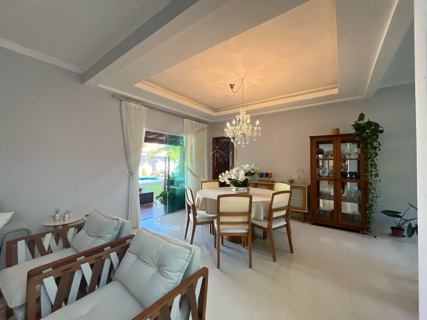 Casa à venda com 4 quartos, 4 suítes, 3 vagas e 297m² no Orla Norte, Porto Seguro (BA) — foto 9 de 16