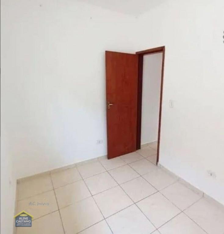 Casa à venda com 2 quartos, 1 banheiro, 1 vaga e 52m² no Princesa, Praia Grande (SP) — foto 8 de 17