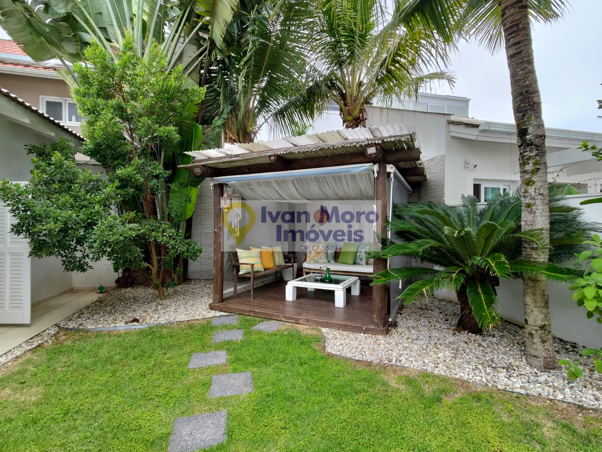 Casa à venda com 4 quartos, 4 suítes, 2 vagas e 200m² no Jurerê Internacional, Florianópolis (SC) — foto 26 de 30