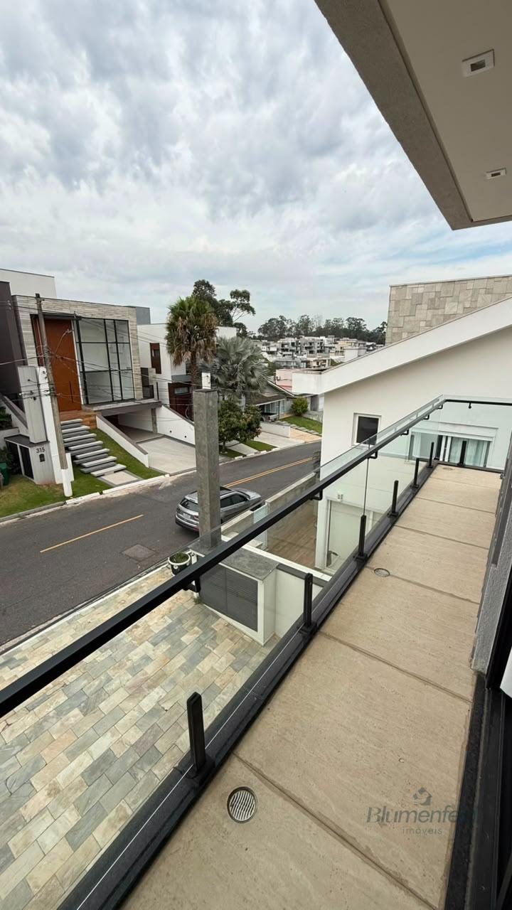 Casa à venda com 4 quartos, 4 suítes, 6 vagas e 370m² no Condomínio Real Park, Arujá (SP) — foto 25 de 30