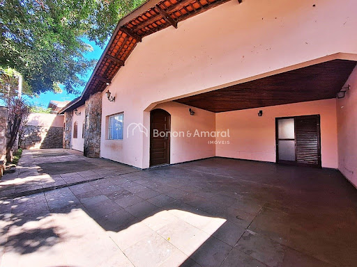 Casa, 3 quartos, 200 m² - Foto 1