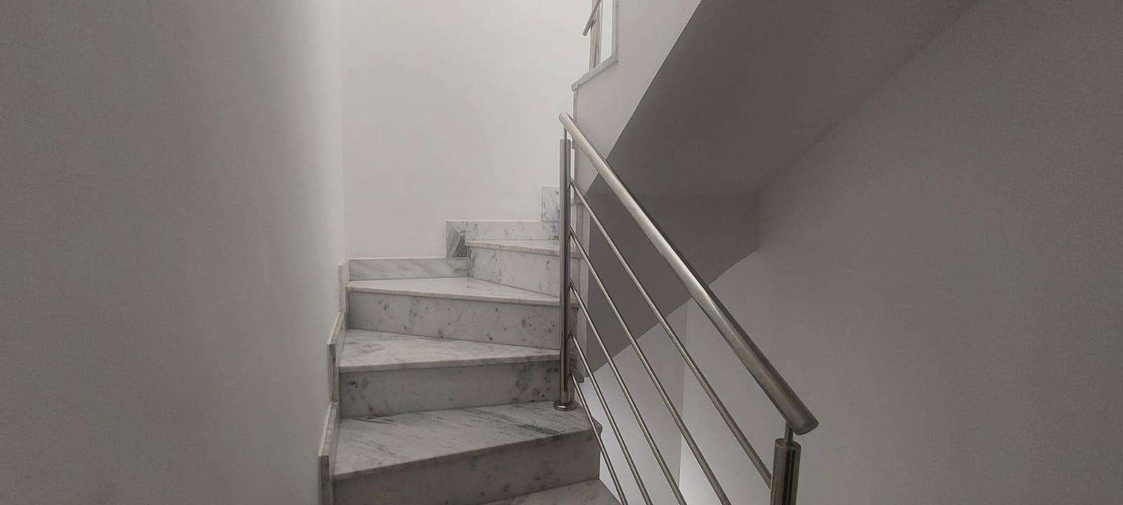 Casa à venda com 3 quartos, 1 suíte, 2 vagas e 50m² no Planalto, Belo Horizonte (MG) — foto 4 de 15
