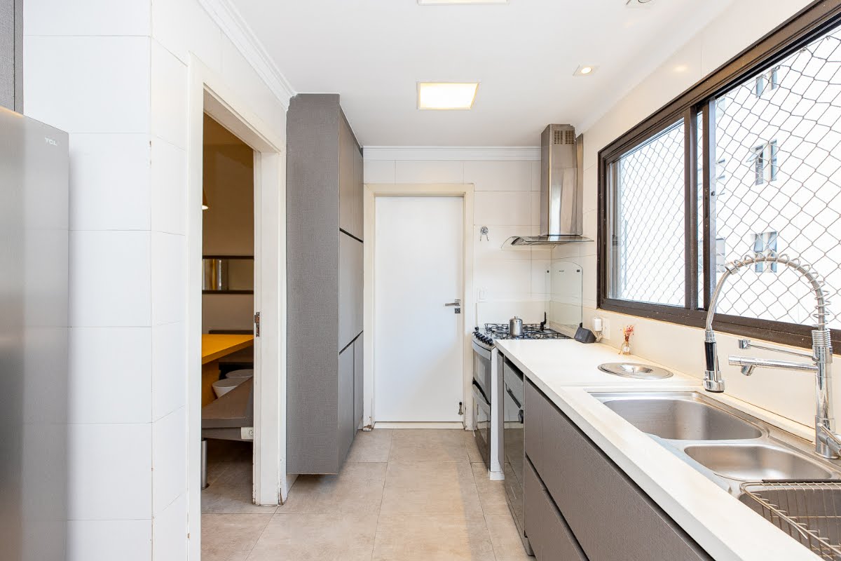 Apartamento à venda com 3 quartos, 1 suíte, 3 vagas e 187m² no Campo Belo, São Paulo (SP) — foto 19 de 30