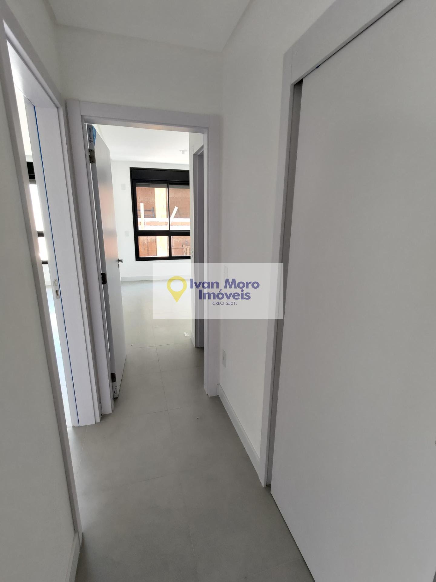 Apartamento à venda com 3 quartos, 3 suítes, 2 vagas e 110m² no Centro, Florianópolis (SC) — foto 22 de 30