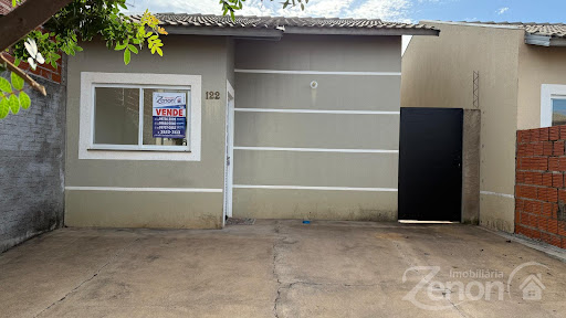 Casa à Venda no Condomínio Ecoville 2 em Adamantina