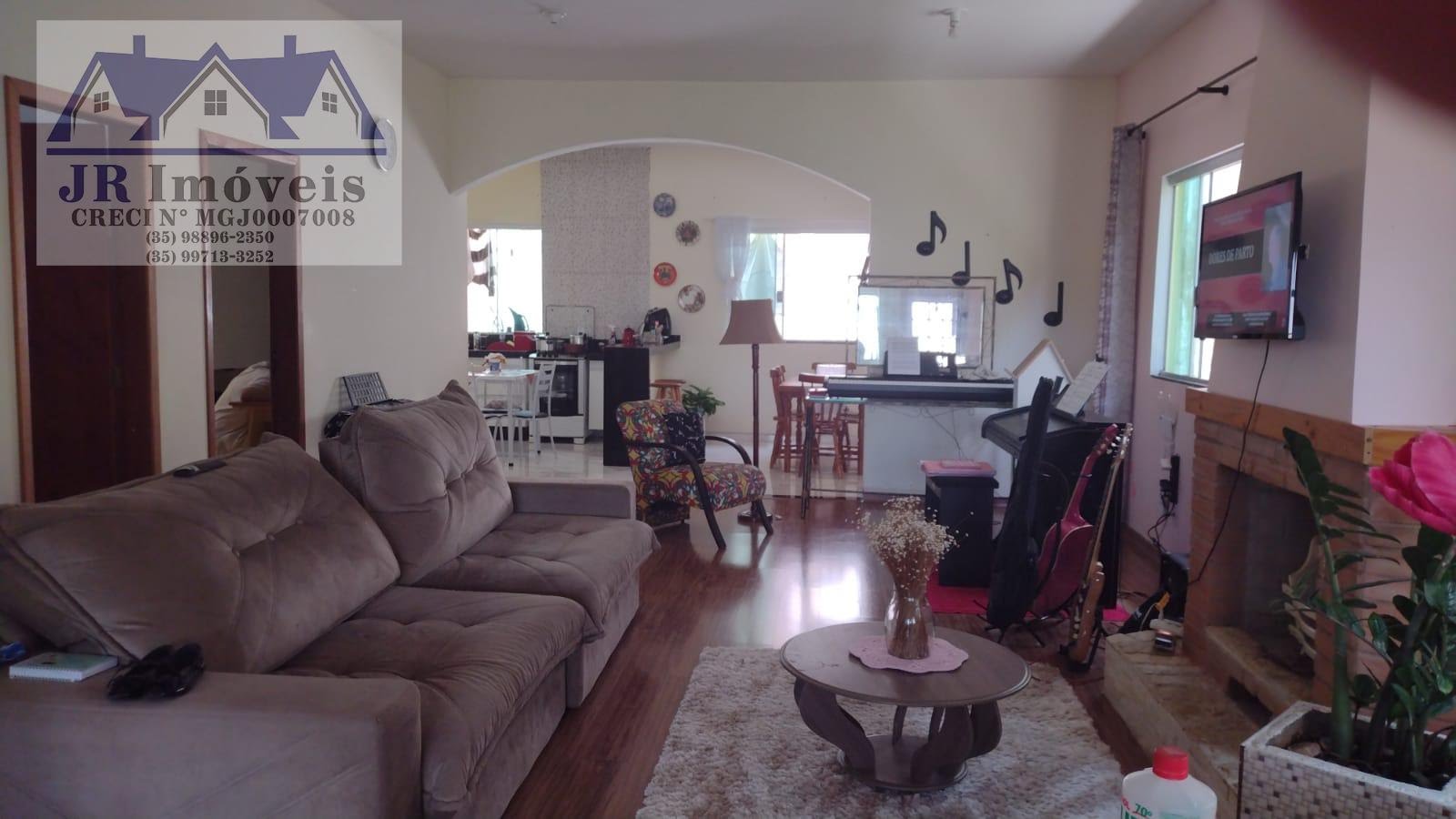 Casa à venda com 2 quartos, 1 suíte, 2 vagas e 300m² no Bairro Laje, Piranguinho (MG) — foto 22 de 25