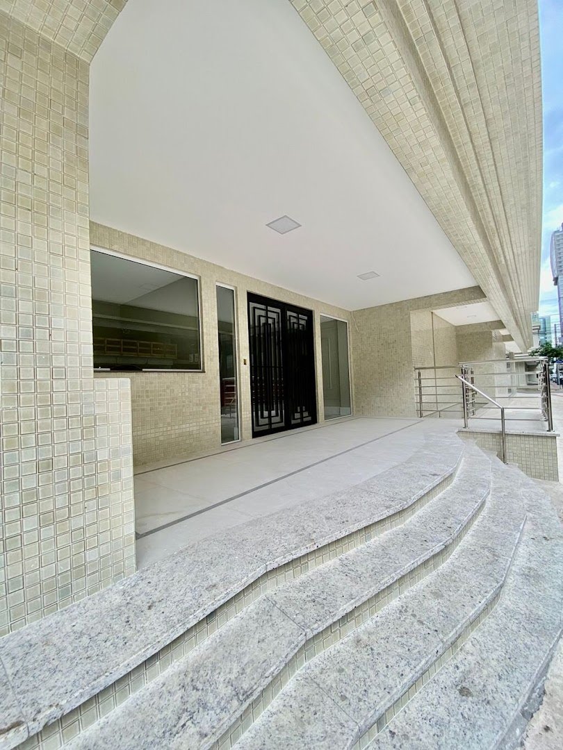 Apartamento à venda com 3 quartos, 3 suítes, 2 vagas e 175m² no Meia Praia, Itapema (SC) — foto 18 de 18