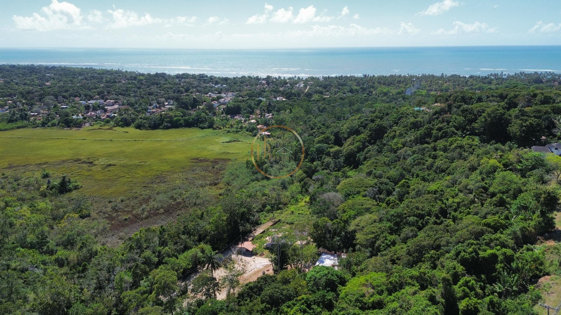 Terreno à venda com 2280m² de terreno no Centro Arraial, Porto Seguro — foto principal