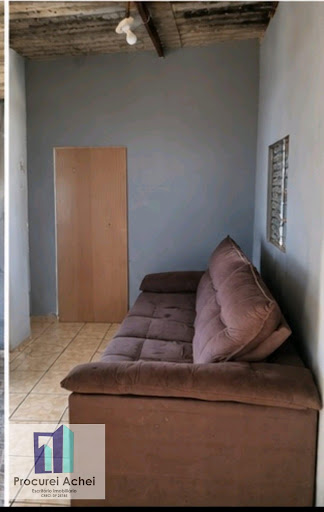 SALA.