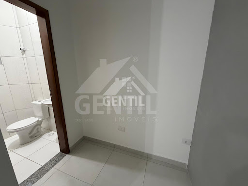 Sala Comercial 60m² no Portal dos Ipês - 2 Banheiros