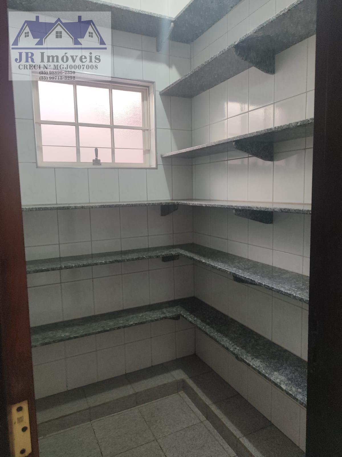 Casa à venda com 3 quartos, 3 suítes e 700m² no Pinheirinho, Itajubá (MG) — foto 7 de 30