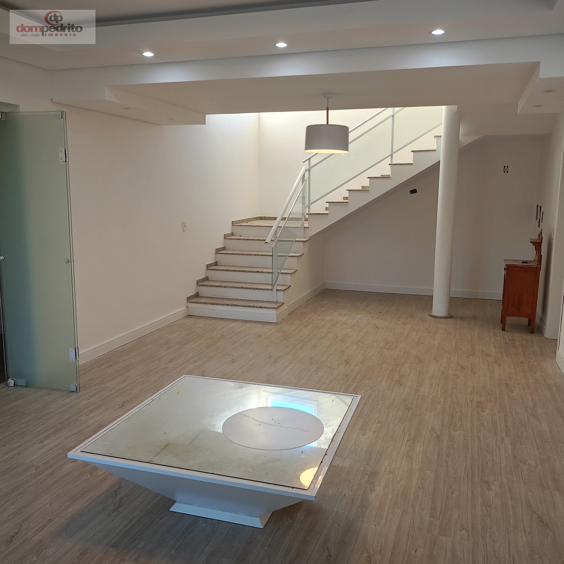 Sala 2 ambientes 