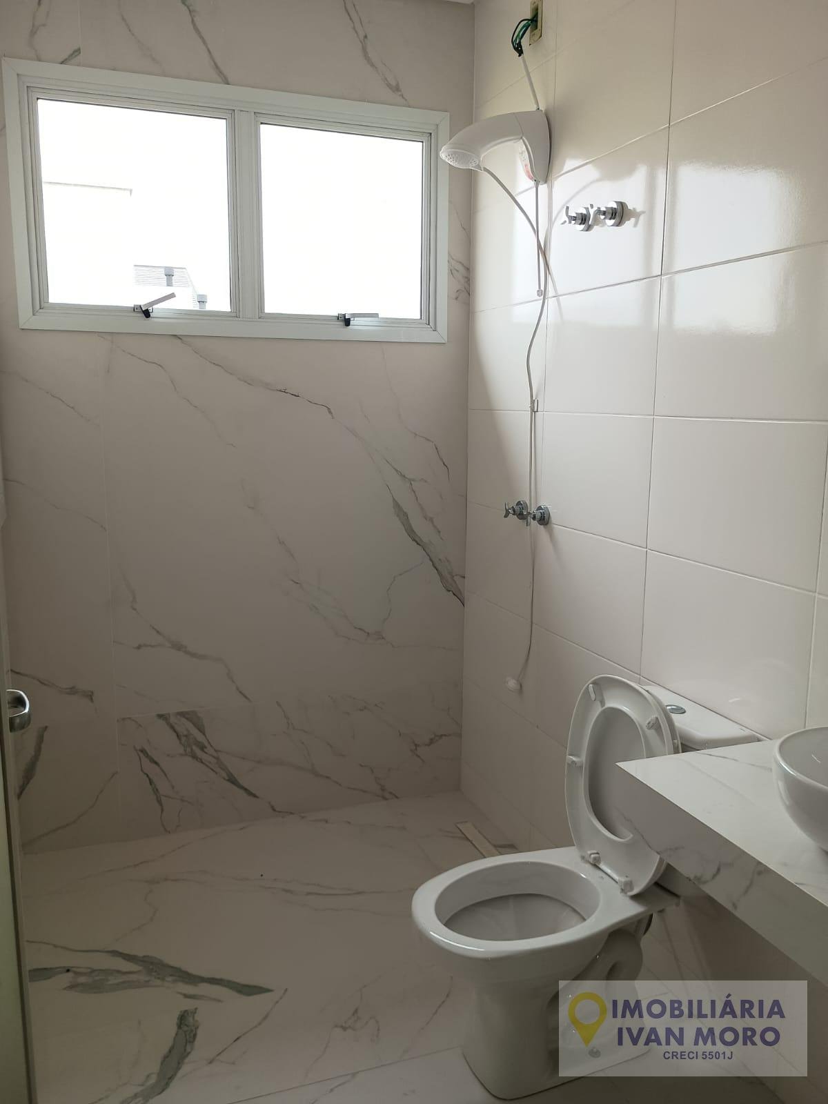 Casa à venda com 3 quartos, 1 suíte, 4 vagas e 236m² no São João do Rio Vermelho, Florianópolis (SC) — foto 11 de 22