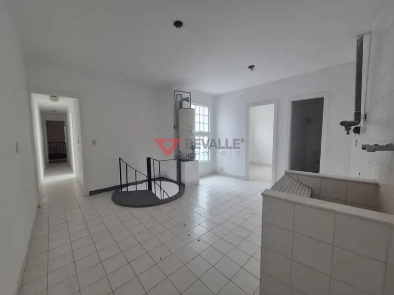 Casa à venda com 3 quartos, 2 suítes e 240m² no Botafogo, Rio de Janeiro (RJ) — foto 9 de 30