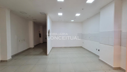 Salas Fundos