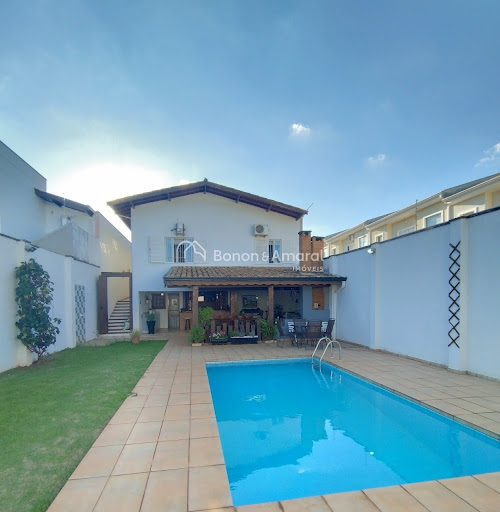Casa, 3 quartos, 270 m² - Foto 1