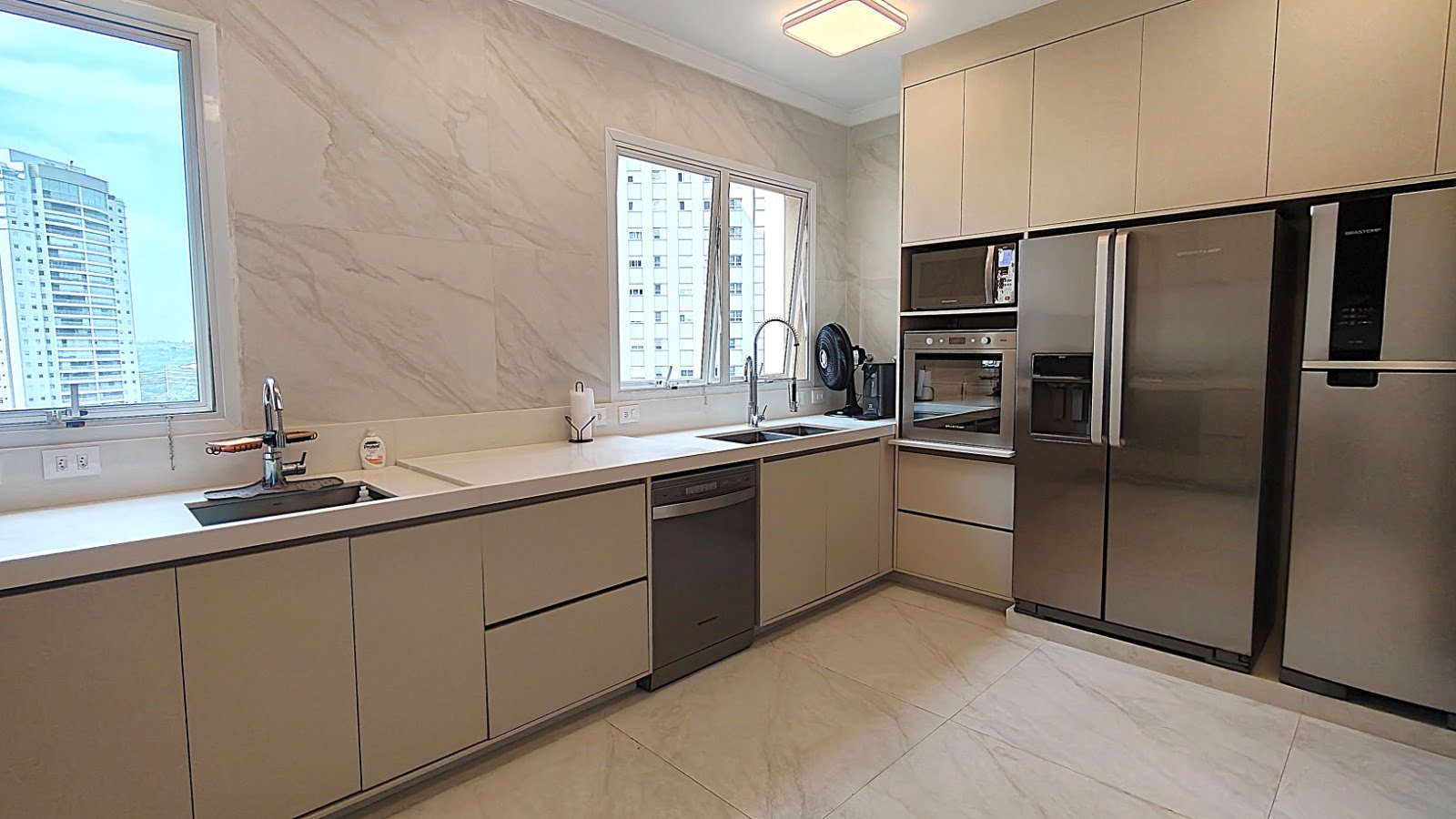 Apartamento à Venda Av Dra Ruth Cardoso, Pinheiros/SP