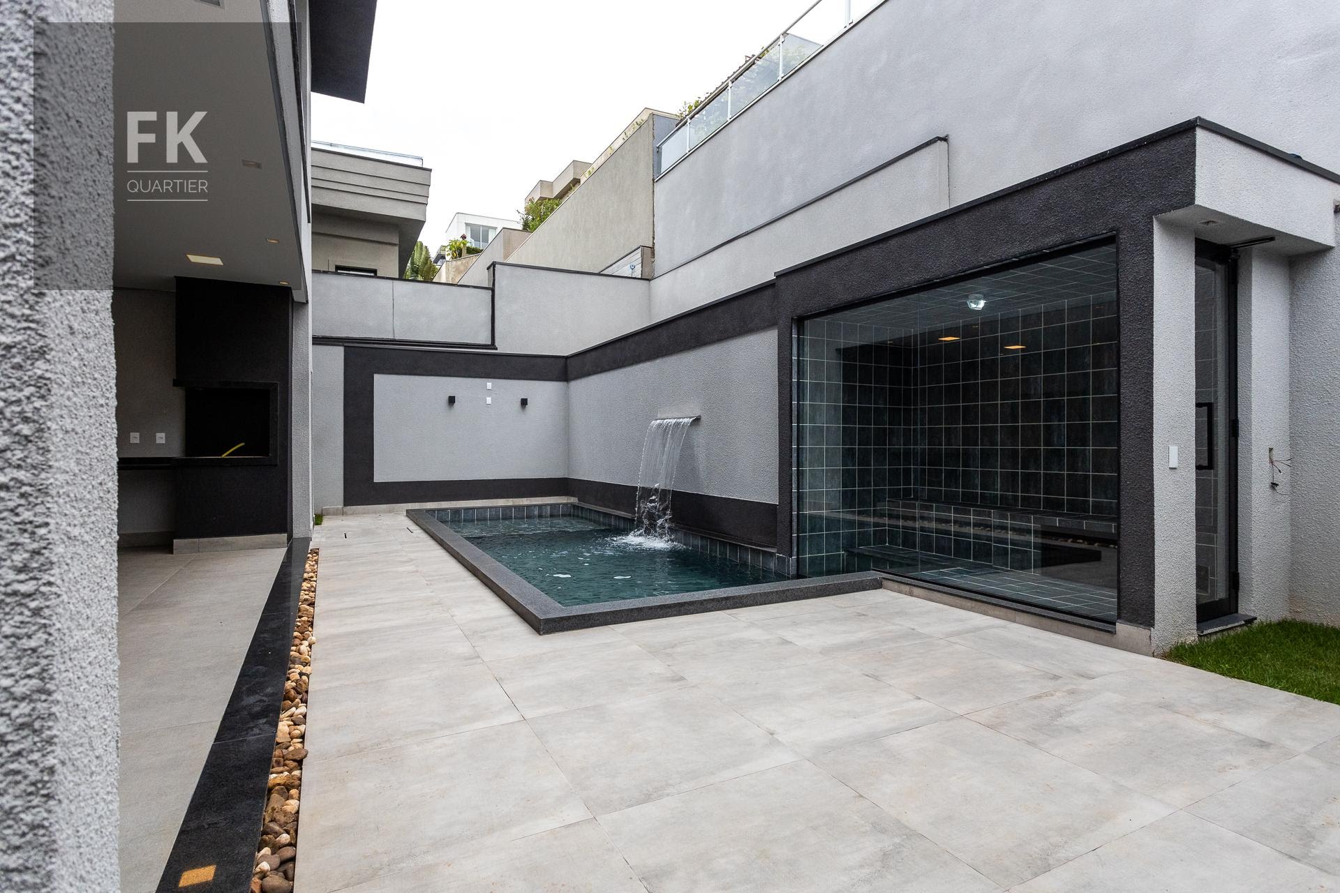 Casa à venda com 5 quartos, 5 suítes, 4 vagas e 392m² no Cidade Tamboré, Santana de Parnaíba (SP) — foto 13 de 30