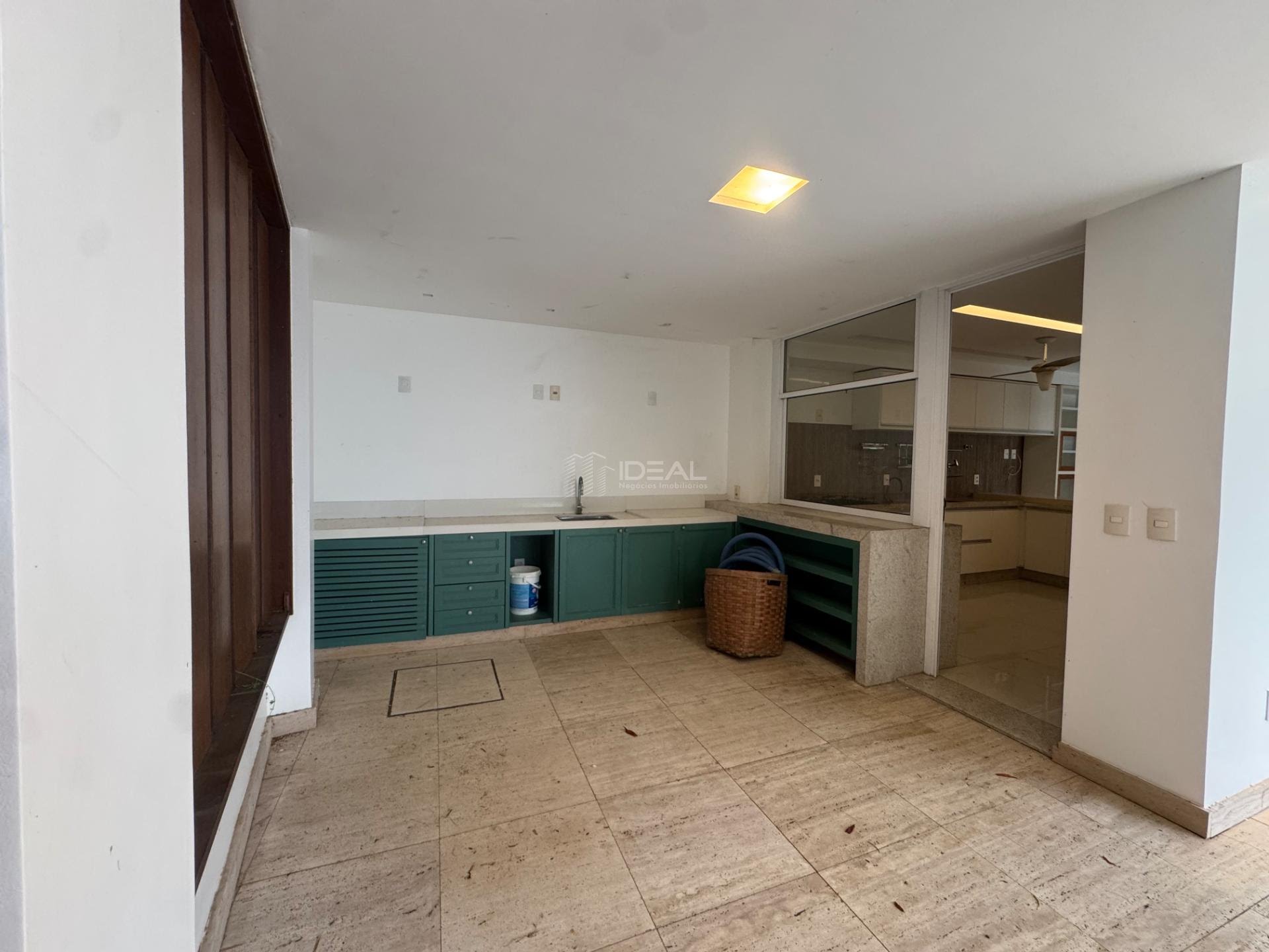 Casa à venda com 3 quartos, 3 suítes, 4 vagas e 423m² no Parque Santo Amaro, Campos dos Goytacazes (RJ) — foto 12 de 30
