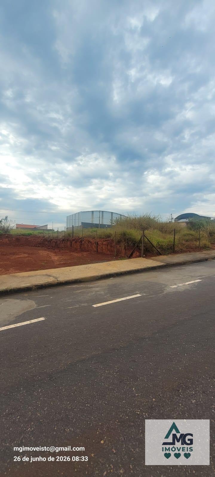 Terreno à venda com 300m² de terreno no Cidade Jardim, Três Corações (MG) — foto 9 de 10