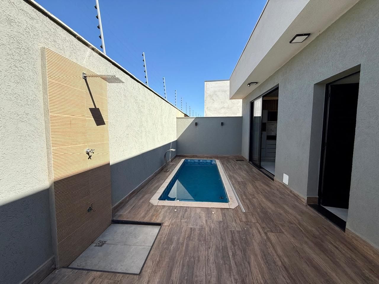Casa à venda com 3 quartos, 3 suítes, 4 vagas e 160m² no Residencial Jatobá, Ribeirão Preto (SP) — foto 3 de 28