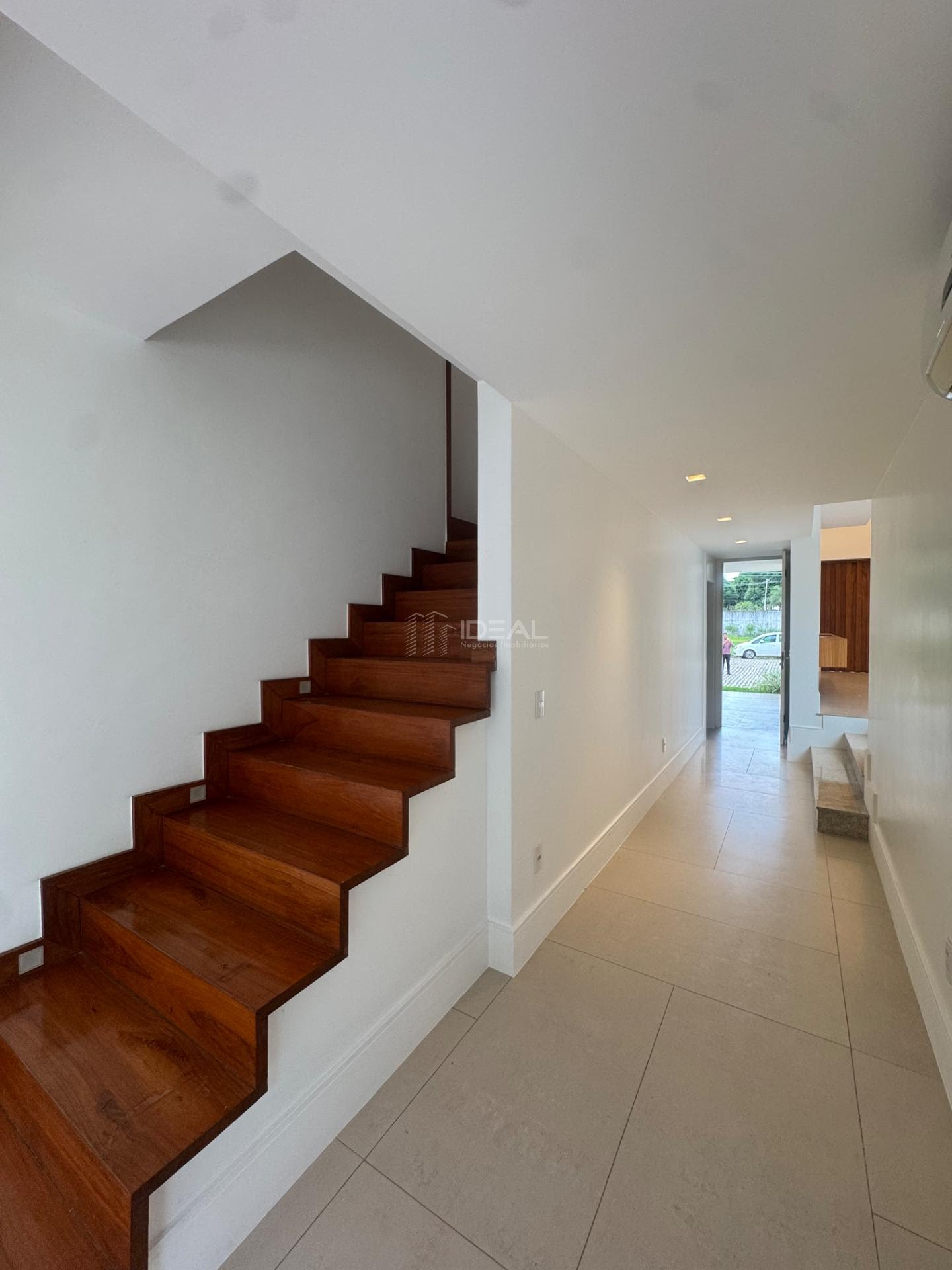 Casa à venda com 3 quartos, 3 suítes, 4 vagas e 423m² no Parque Santo Amaro, Campos dos Goytacazes (RJ) — foto 22 de 30