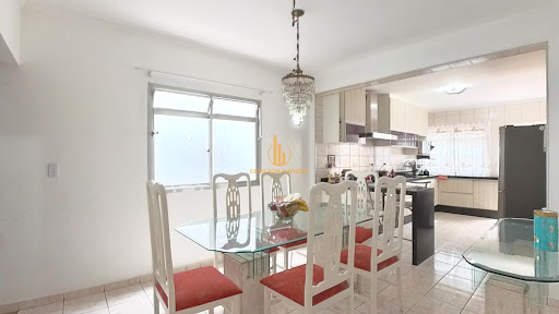 Casa com piscina à Venda em Vila Linda, Santo André-SP