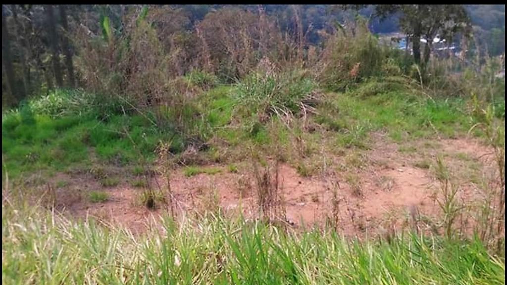 Terreno à venda com 1014m² de terreno no Vista Alegre, Arujá — foto principal