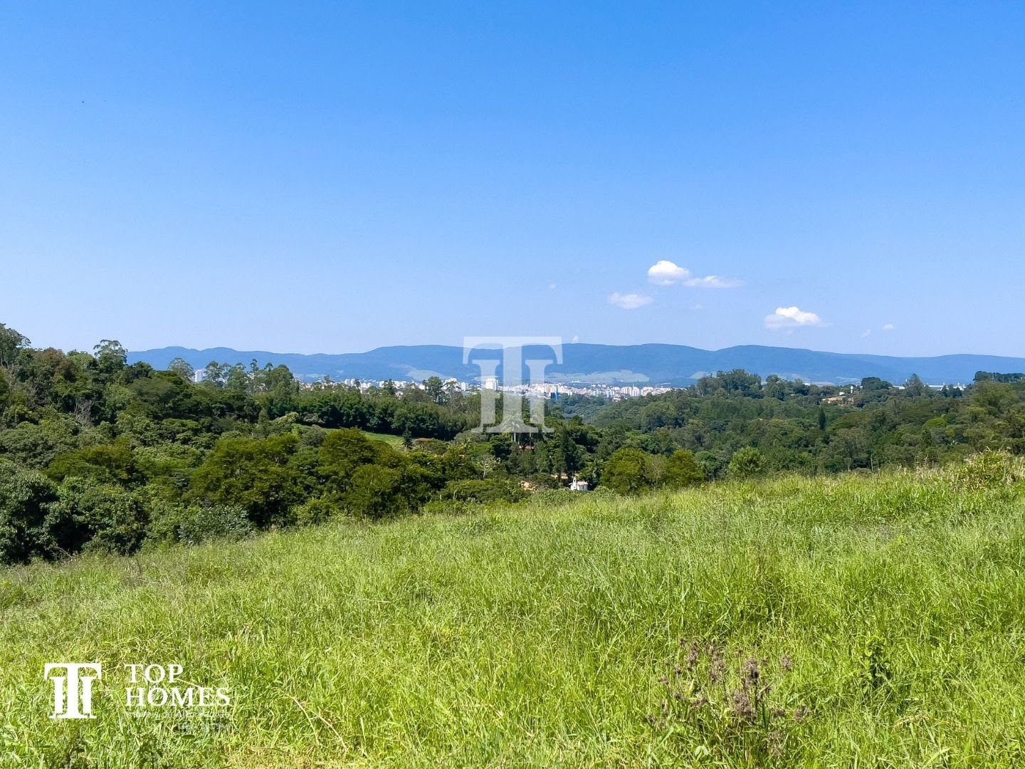 Área/Sítio à venda em Jundiaí/SP. Ideal para Empreendimentos Imobiliários